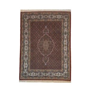 Handgeknoopt Perzisch Birjand Riz Mahi Tapijt (Mahi / Herati Patroon) – Rode Zijde & Wol