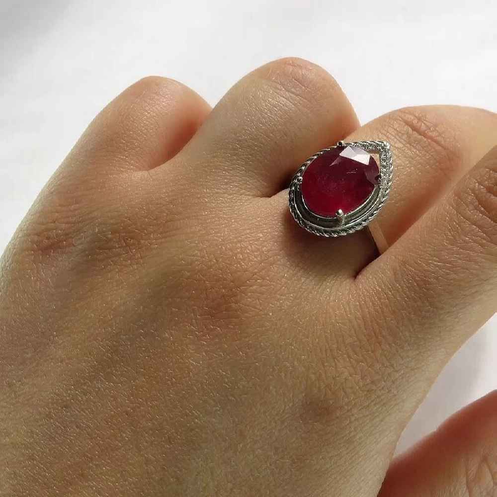 Luxe Zilveren Ring met Robijn – Bliss Kiana Ashki