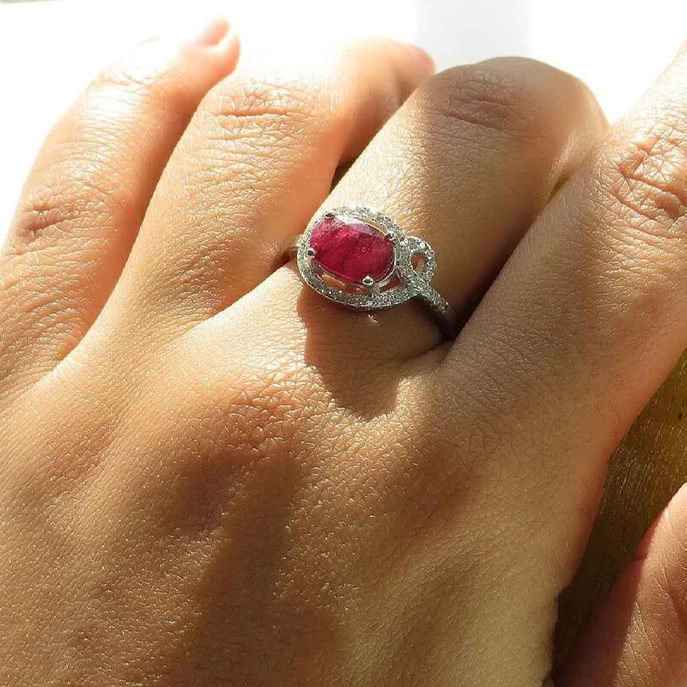 Zilveren Ring met Robijn – Bliss Kiana Sarvenaz Design