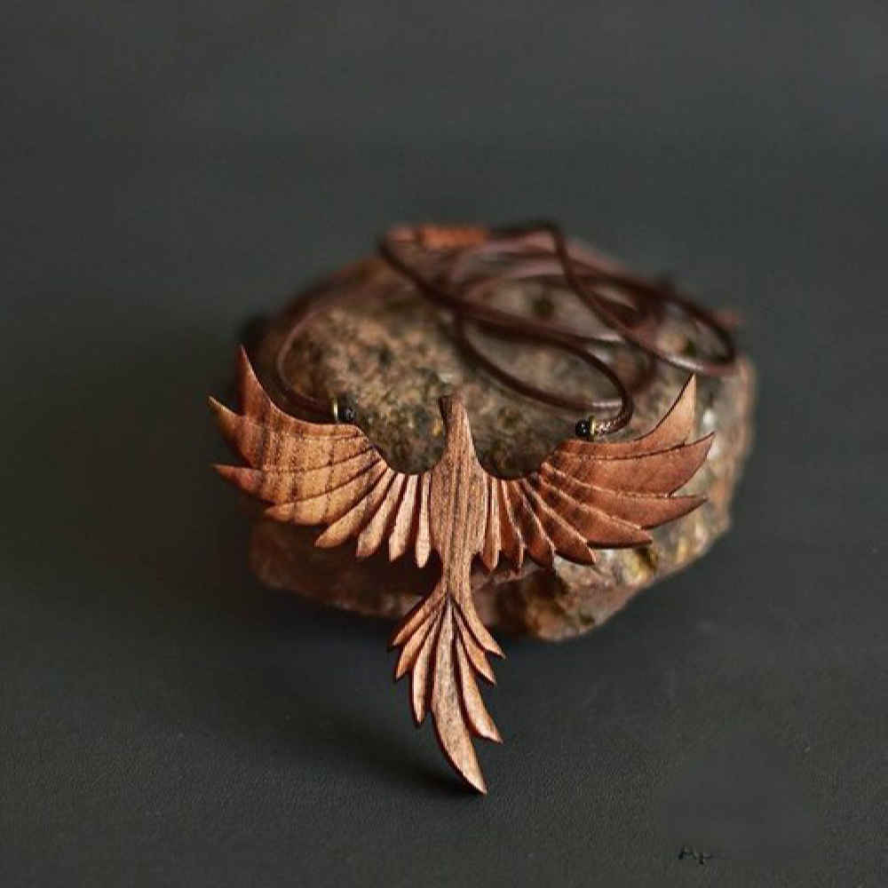 Houten Ketting Handgemaakt met Artistieke Stijl Feniks
