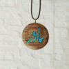 Houten Hanger Ketting met Turkoois en Perzische Kalligrafie Thema Moeder