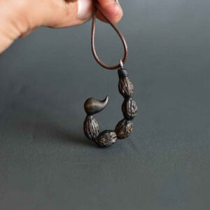 Houten Ketting Handgemaakt met Artistieke Stijl Schorpioenstaart