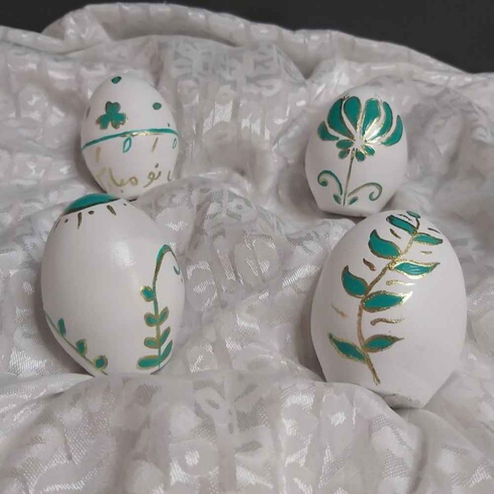 Witte Aardewerken Nowruz Eieren – Vogel