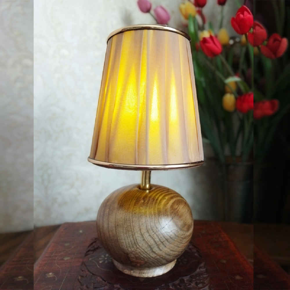 Accent Houten Tafellamp Handgemaakt Karnia