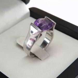 Zilveren Ring Mahlagha – Luxe Amethist