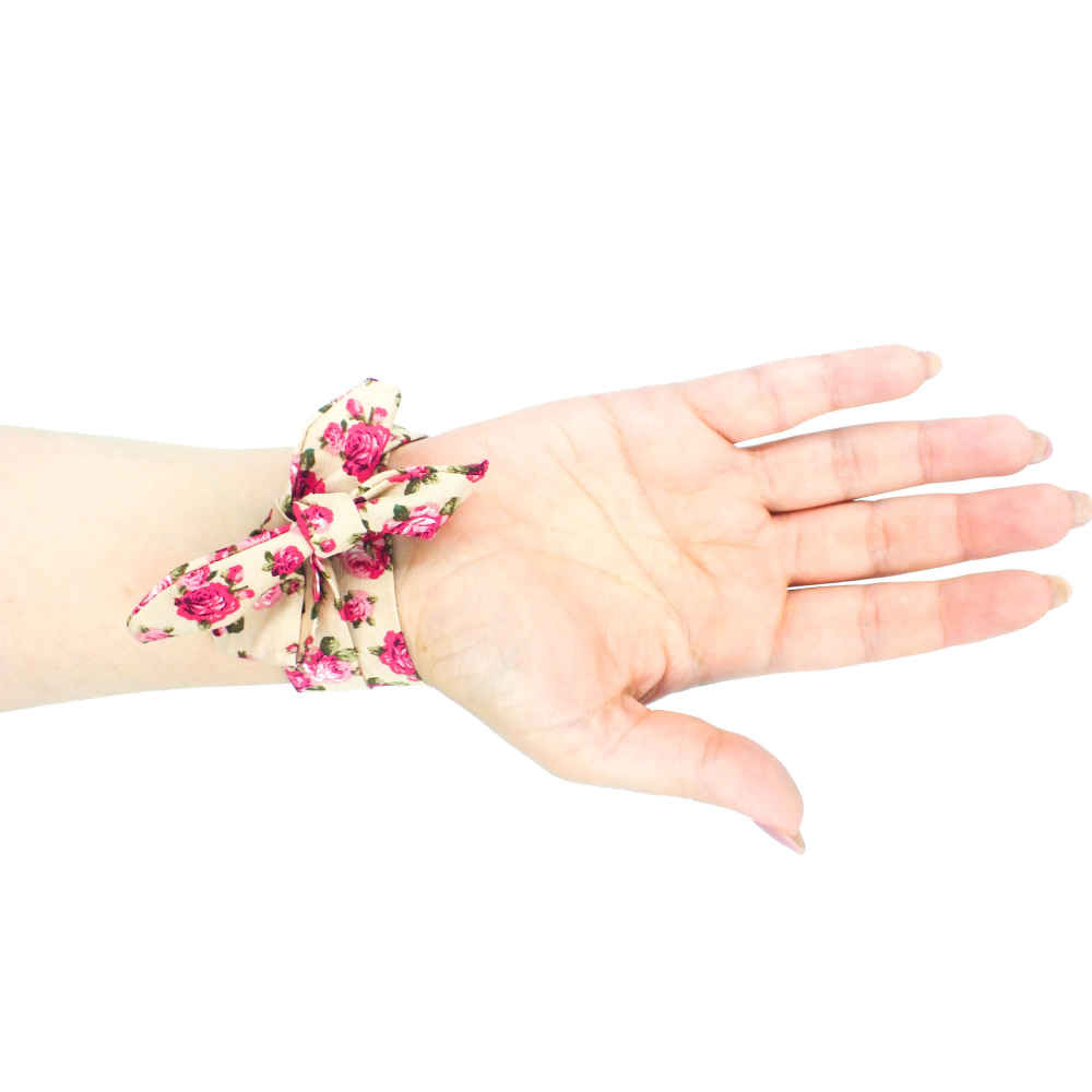 Dames Bloemige Boho Stoffen Sjaalhorloge – Perzische Calligrafie In Niz Bogzarad