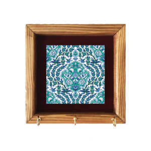 Keramische Sleutelhanger voor aan de Muur – met Houten Frame & Traditioneel Model