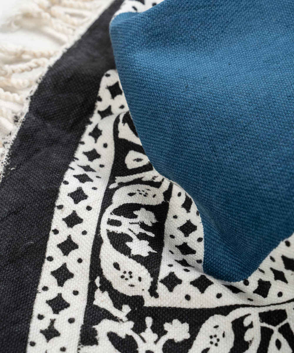 Linnen Tafelkleed Blokprint – Model Apadana (Blauw)