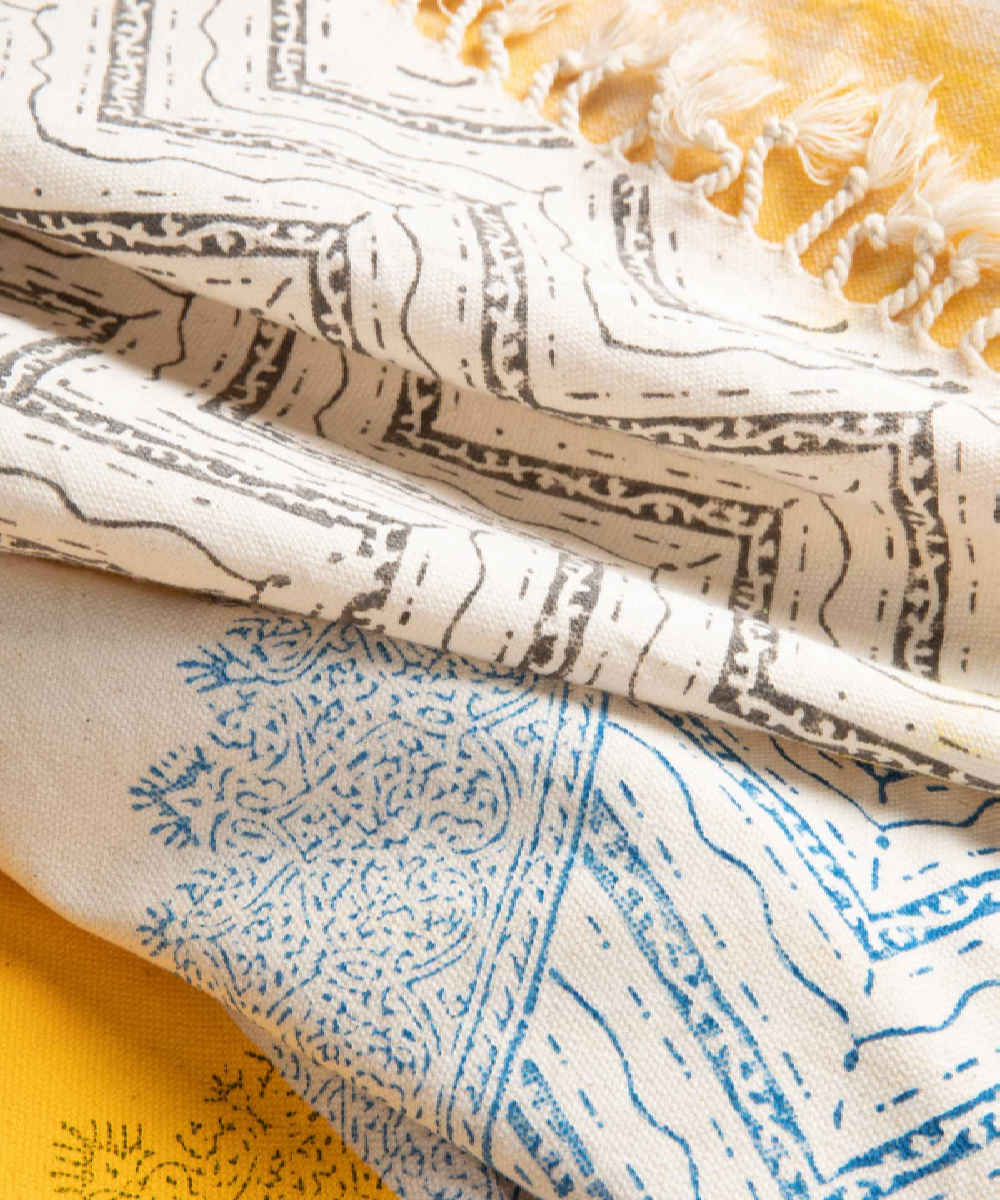 Linnen Tafelkleed Blokprint – Model Sarv Ghajar
