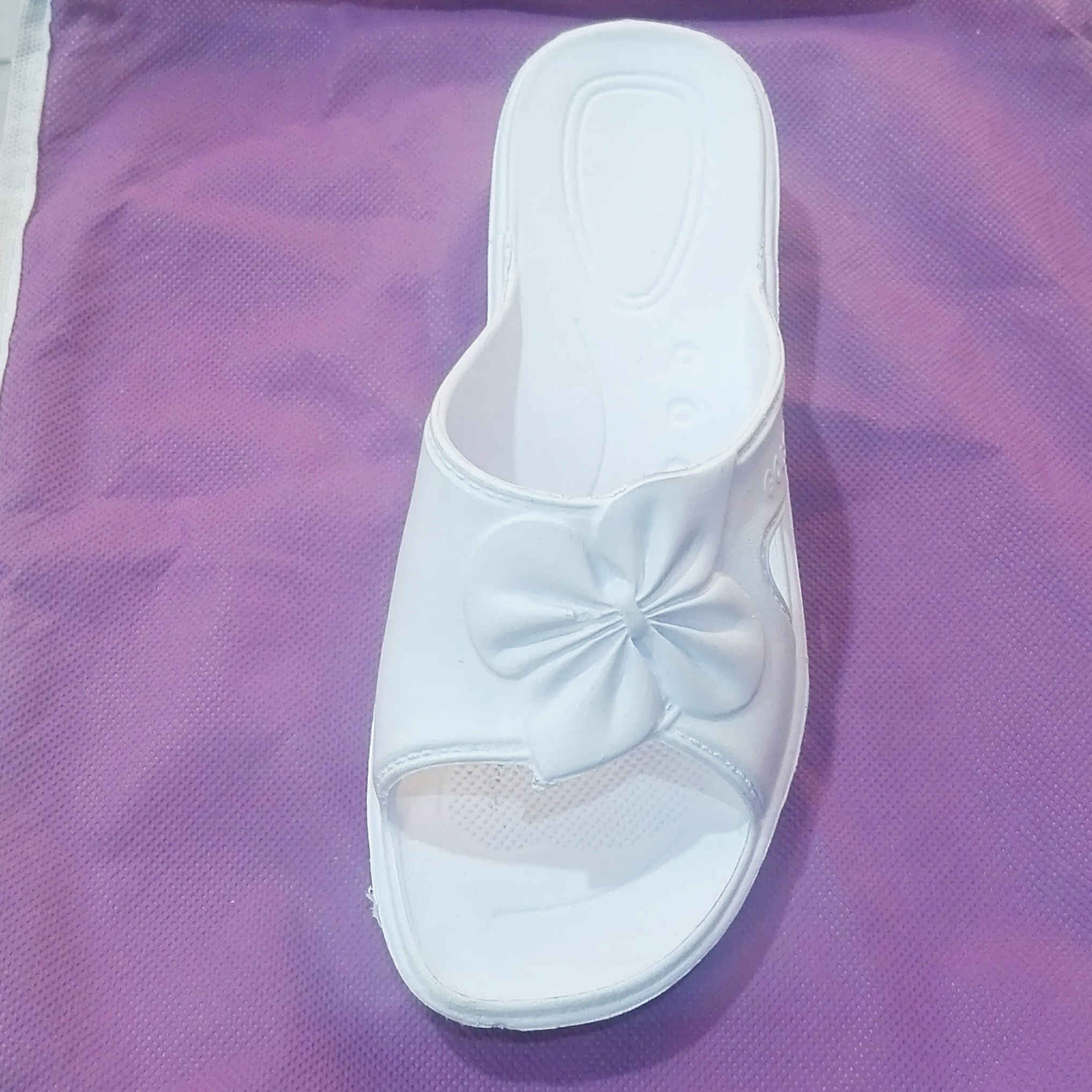 Witte Ihram Slippers voor Vrouwen – Hadj en Umrah