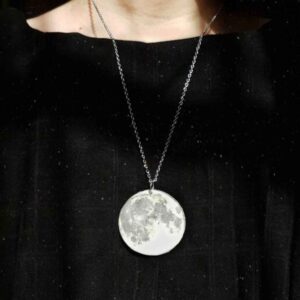 Hars Ketting Hanger voor Dames Handgemaakt Moon