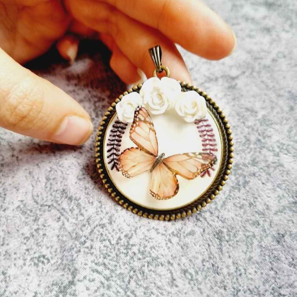 Hars Ketting Hanger voor Dames Handgemaakt Parvaneh