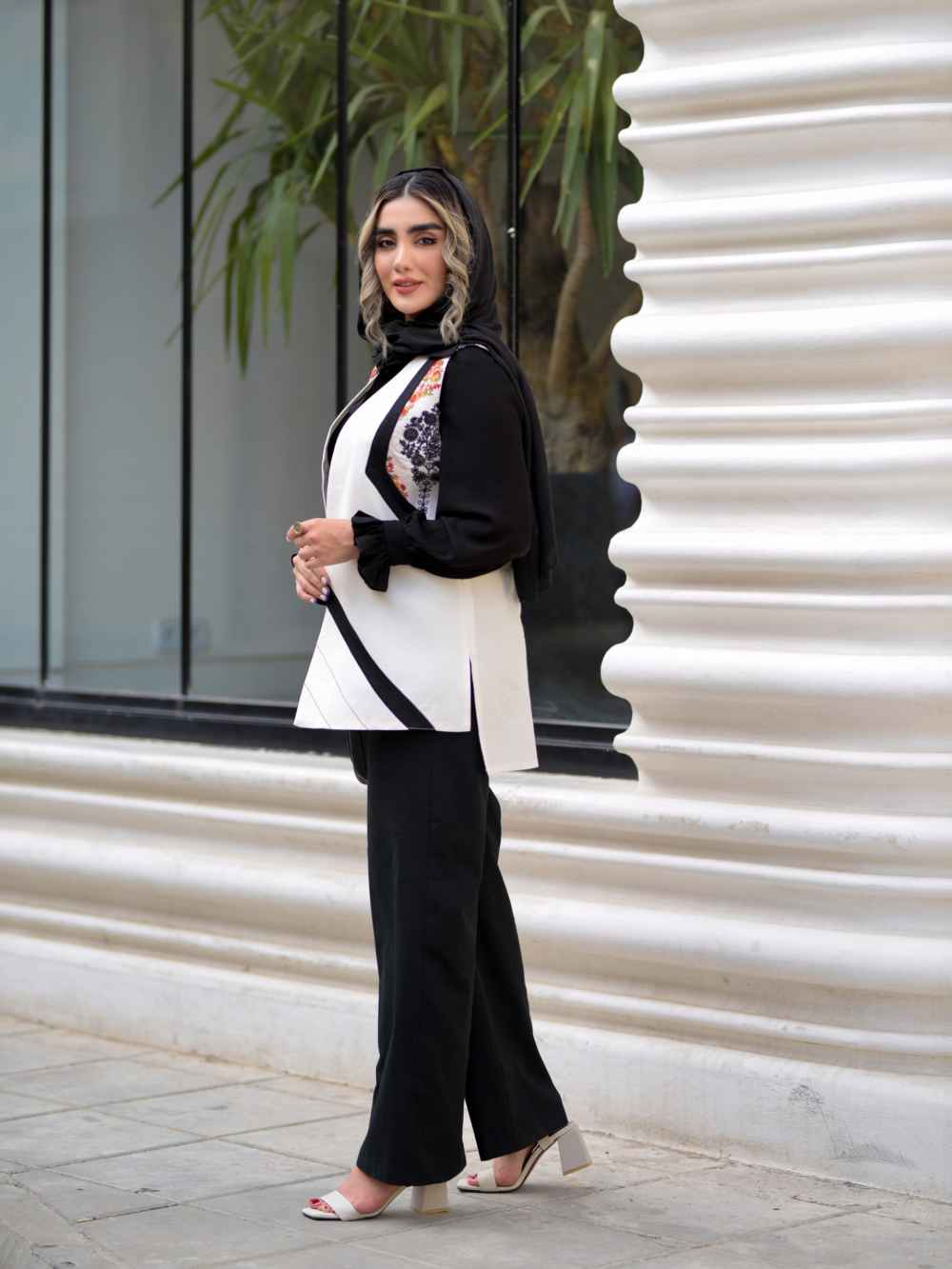 Dames Vest, Tuniek & Broek Set Model Avisa