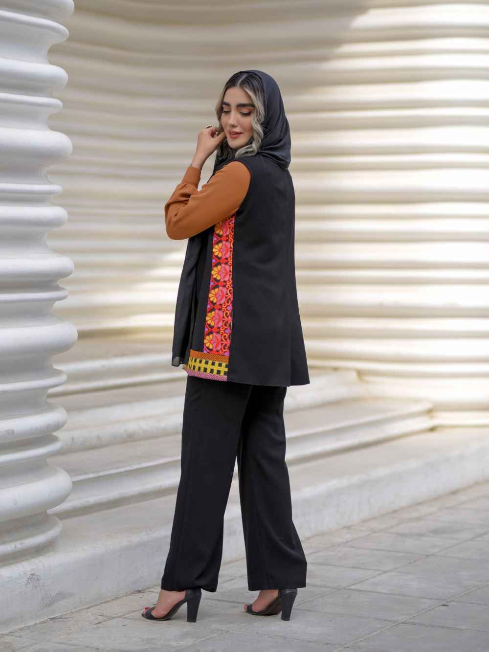 Dames Vest, Tuniek & Broek Set Model Yasna