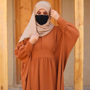 Traditionele Vlinder Abaya voor Dames – Zachte Oranje Kreukstof