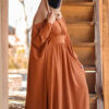 Traditionele Vlinder Abaya voor Dames – Zachte Oranje Kreukstof