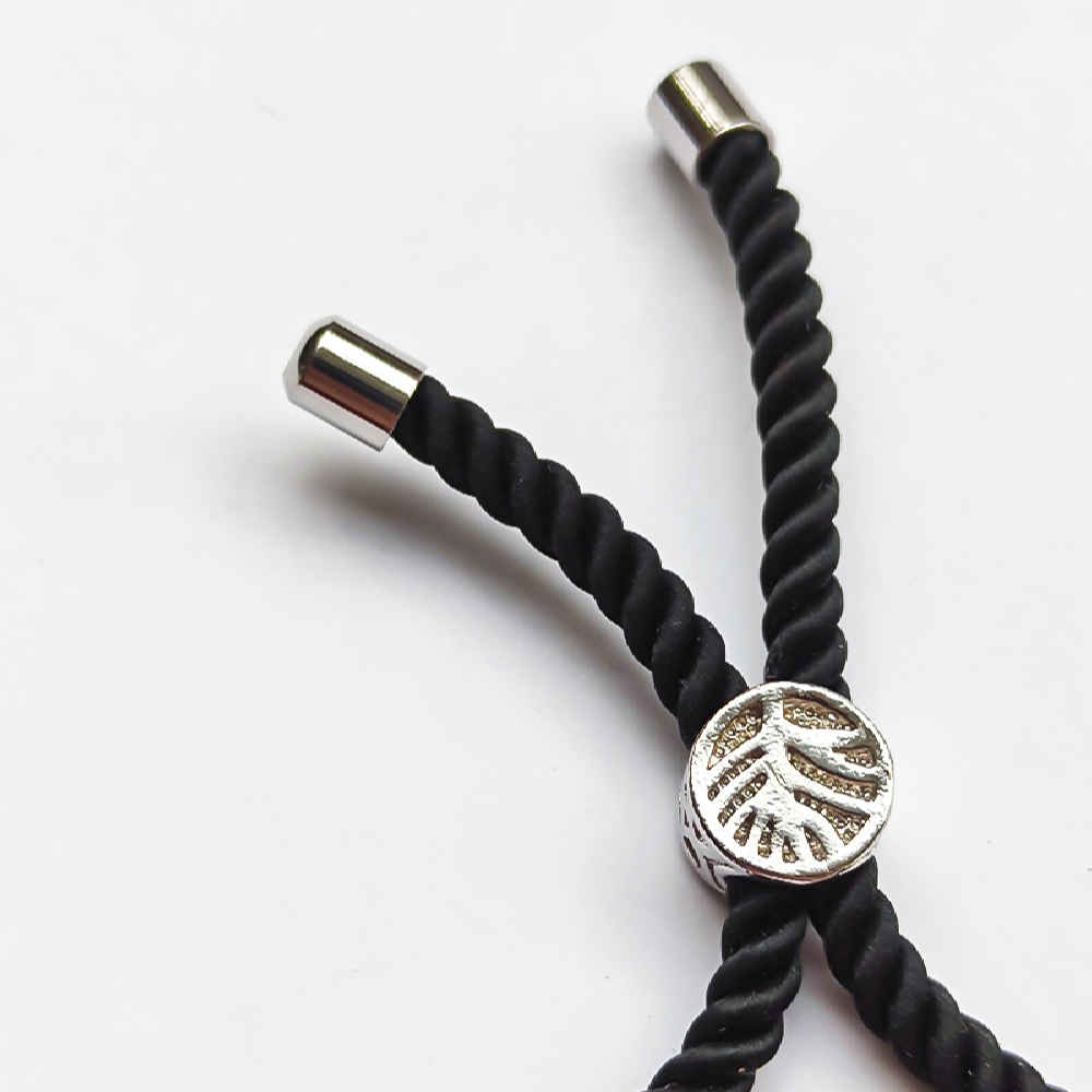 Minimalistische Perzische Draad Zilveren Armband – Zwart Janan