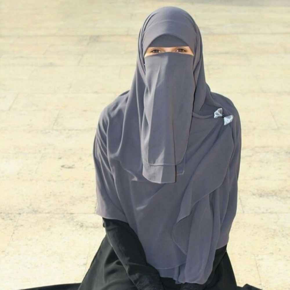 Donkergrijze Sjaal & Halve Niqab Set