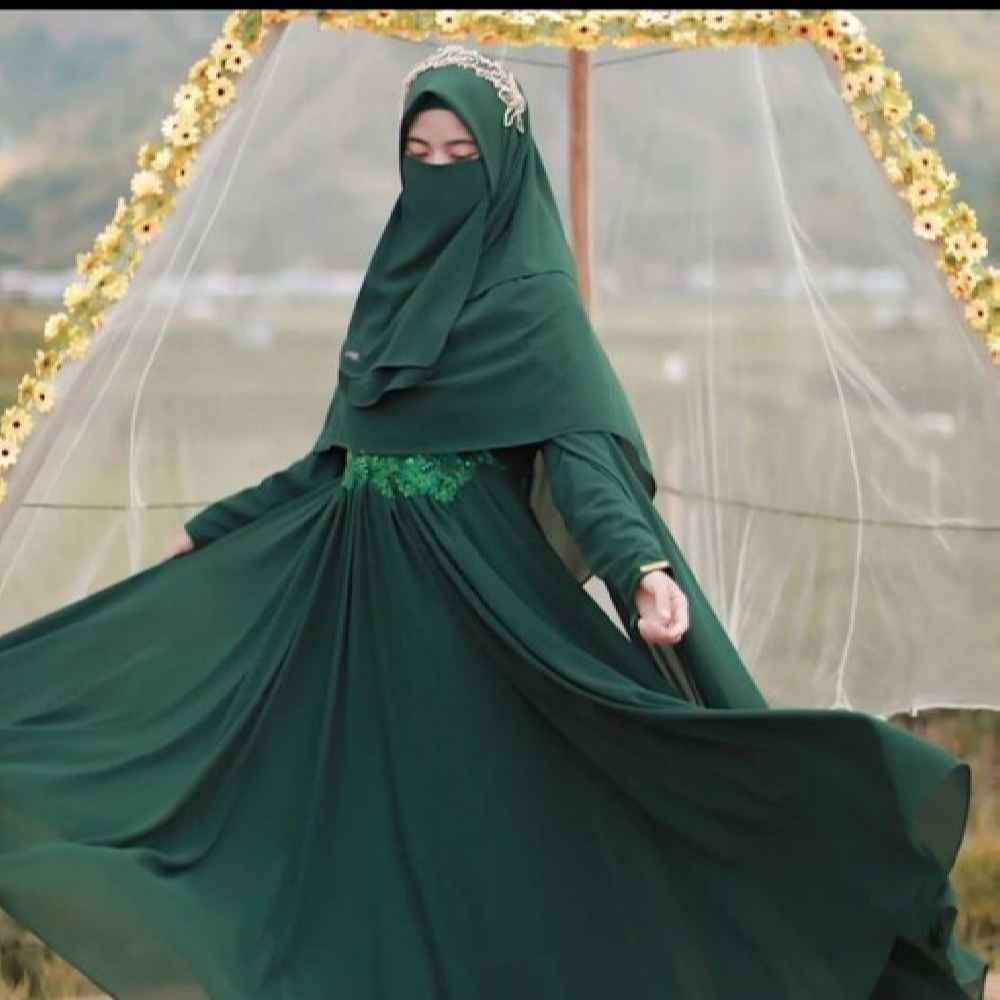 Donkergroene Sjaal & Niqab Set