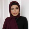 Bordeauxrode Chiffon Shayla Hijab voor Moslimvrouwen