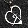 Perzische Zilveren Ketting – Minimalistische Kalligrafie, Mom
