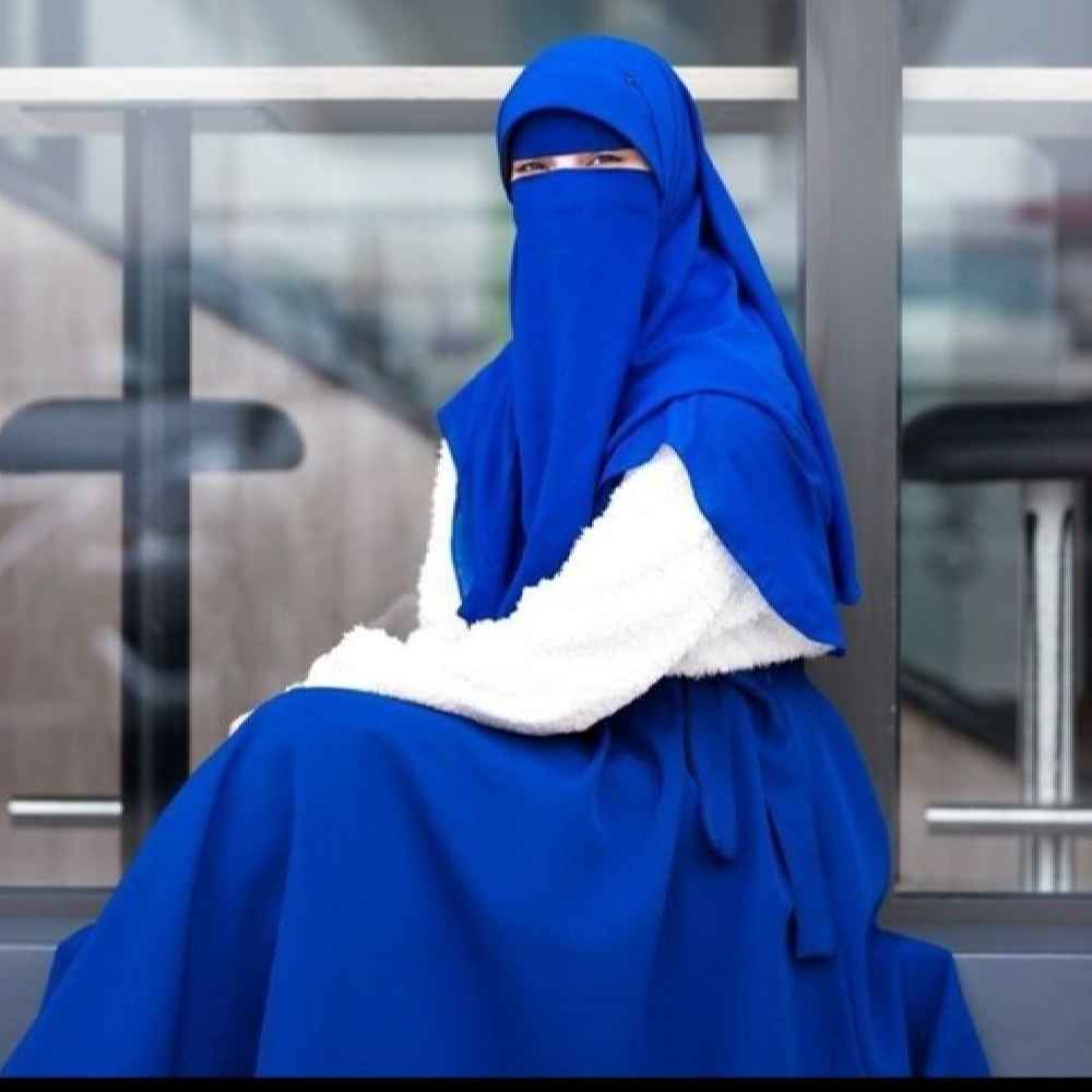 Koningsblauwe Islamitische Vierkante Sjaal & Halve Niqab Set voor Vrouwen