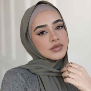 Saliegroene Chiffon Shayla – Minimalistische Hijab voor Dames