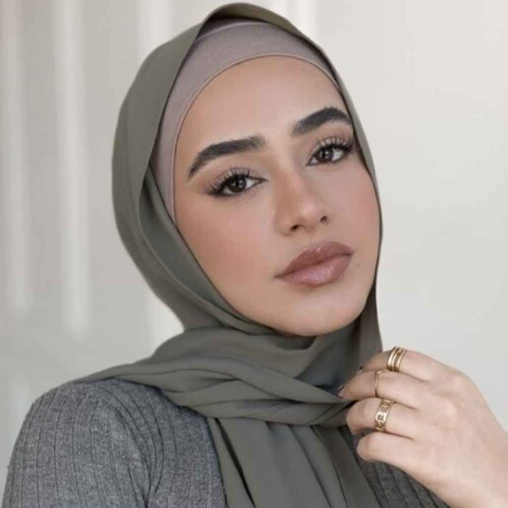 Saliegroene Chiffon Shayla – Minimalistische Hijab voor Dames