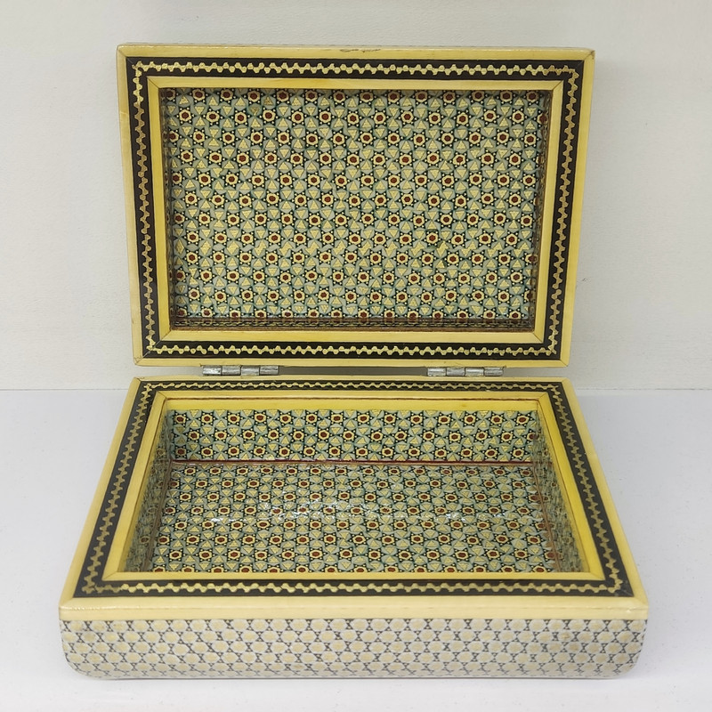 Handgemaakte Houten Sieradendoos met Perzisch Khatam Picturaal Design