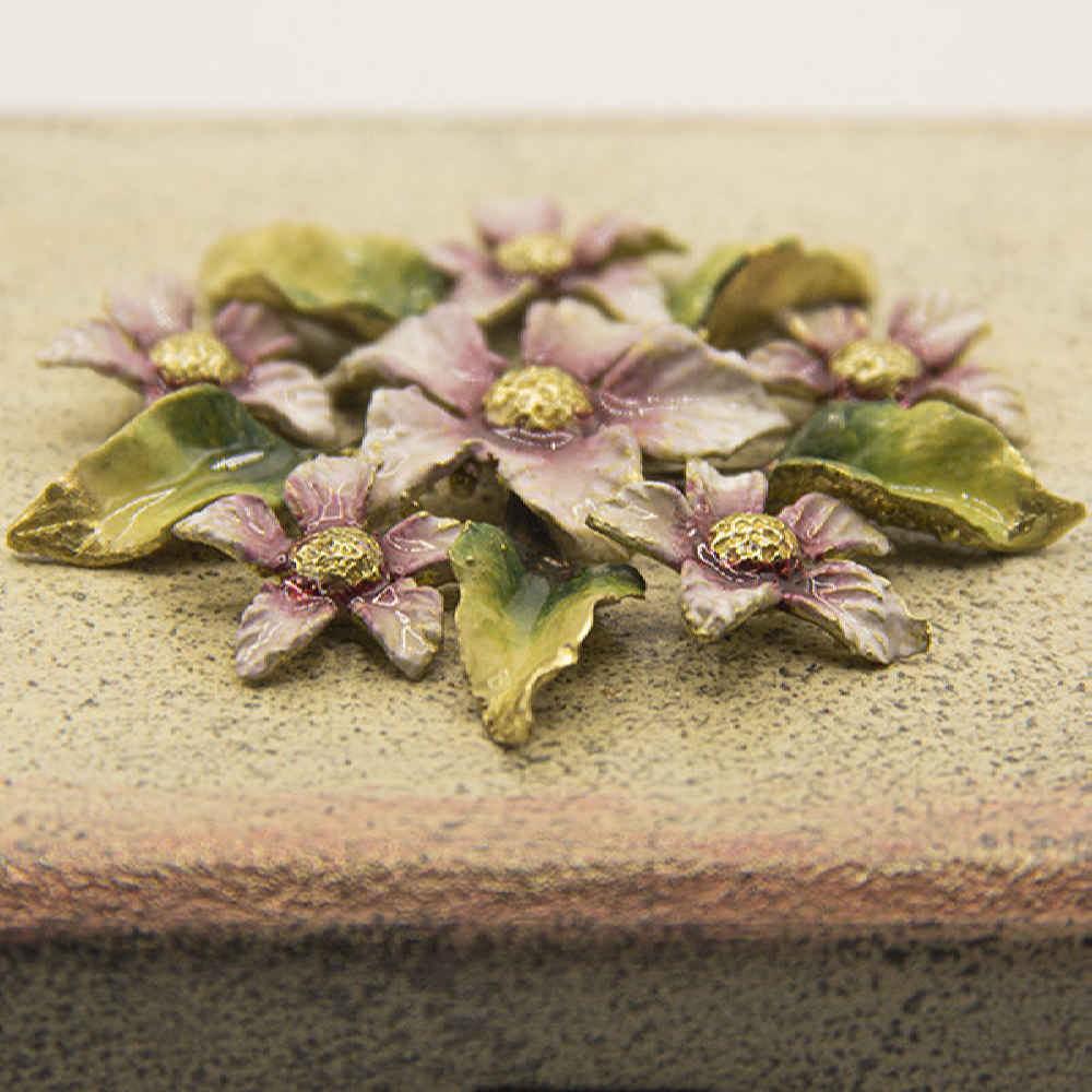 Handgemaakte Houten Sieradendoos met Decoratieve Bloemen