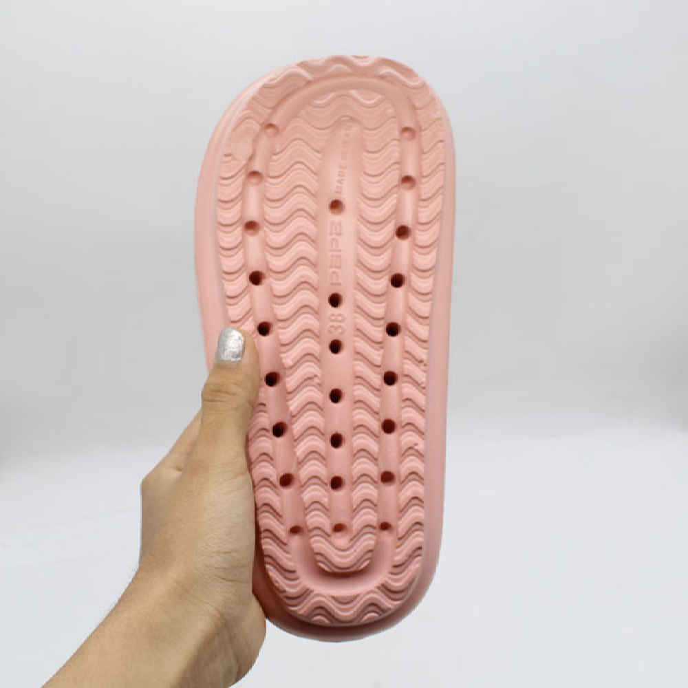 Cloud Slippers – Roze Zachte Instappers