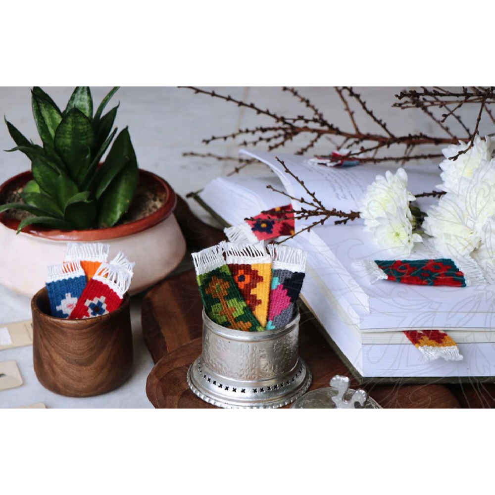 Perzisch Kilim Geïnspireerde Boekenlegger – Niaz Model