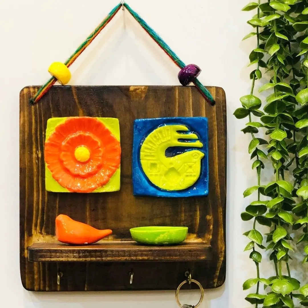 Decoratieve & Handgemaakte Wand Sleutelhouder met Vogel & Zon Design