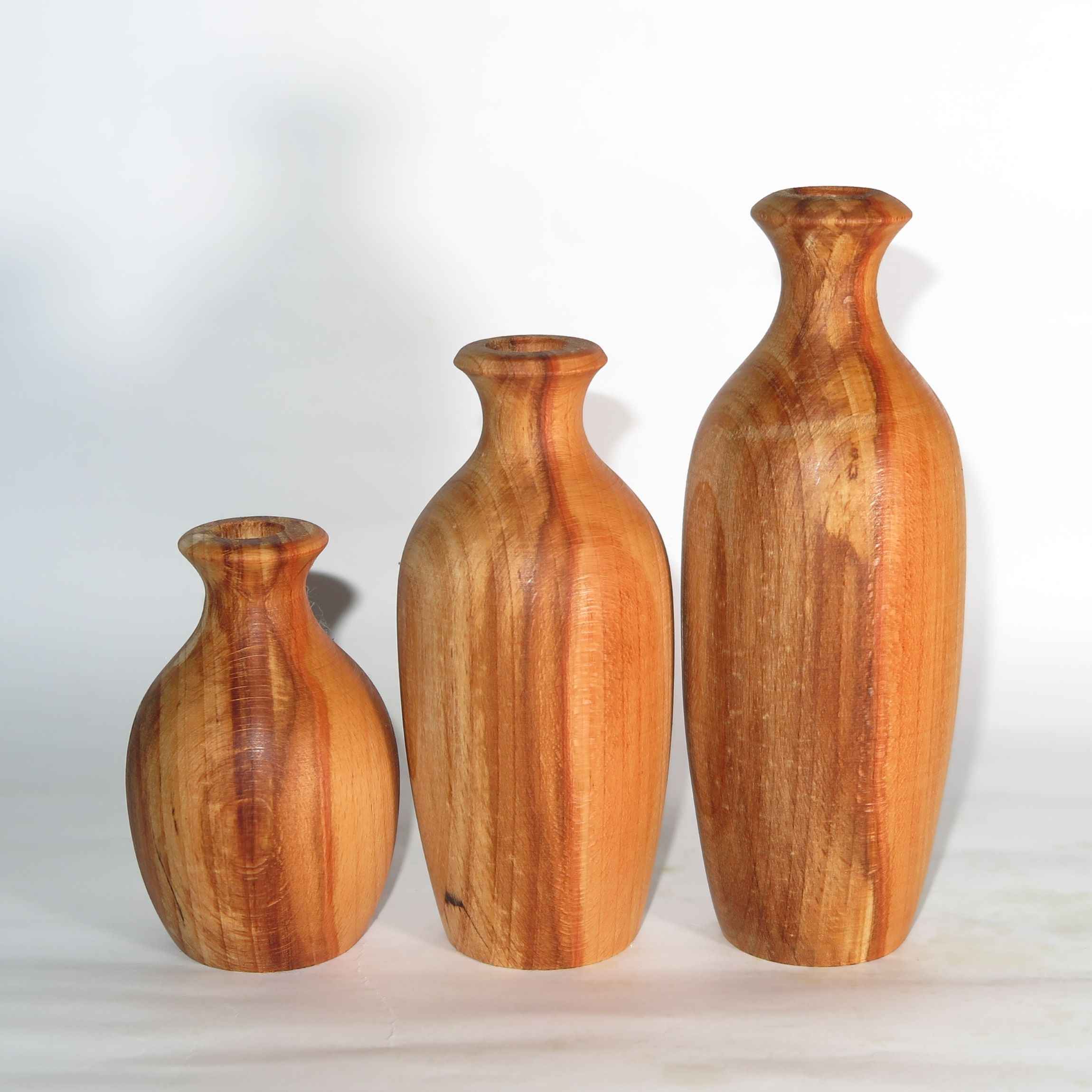 Set van 3 handgemaakte decohouten vazen van massief natuurlijk hout met Roya-ontwerp voor elegante styling