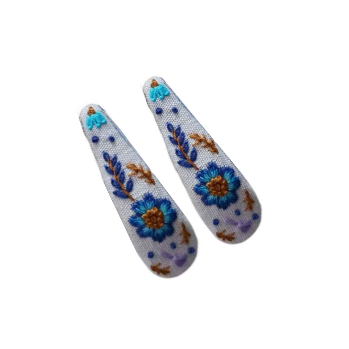 Snap Haarclip Set – Druppelvorm Grijs met Blauwe Bloem