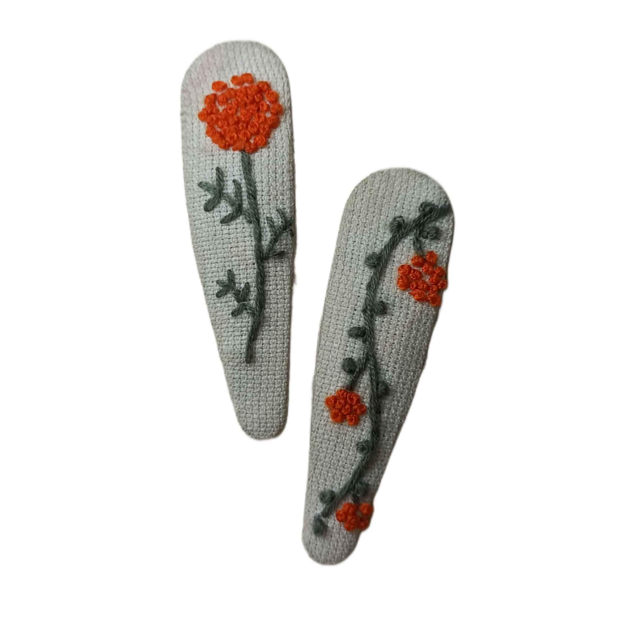 Snap Haarclip Set – Druppelvorm Grijs met Bloemen