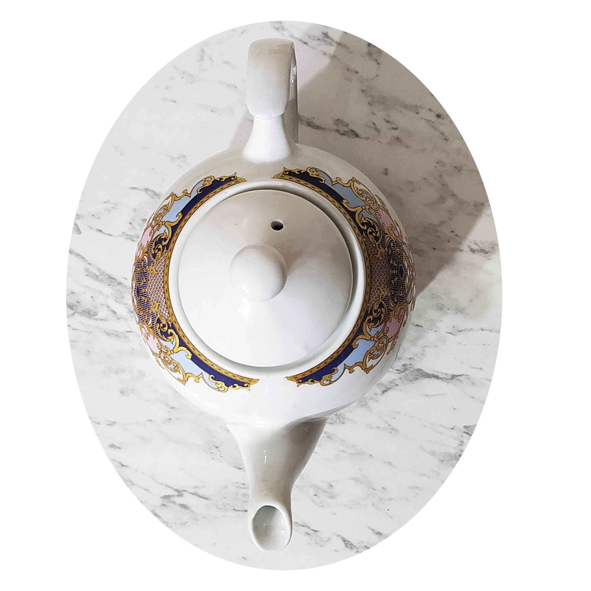 Porseleinen Serveerkan in Wit met Intricate Ontwerp – Zarineh