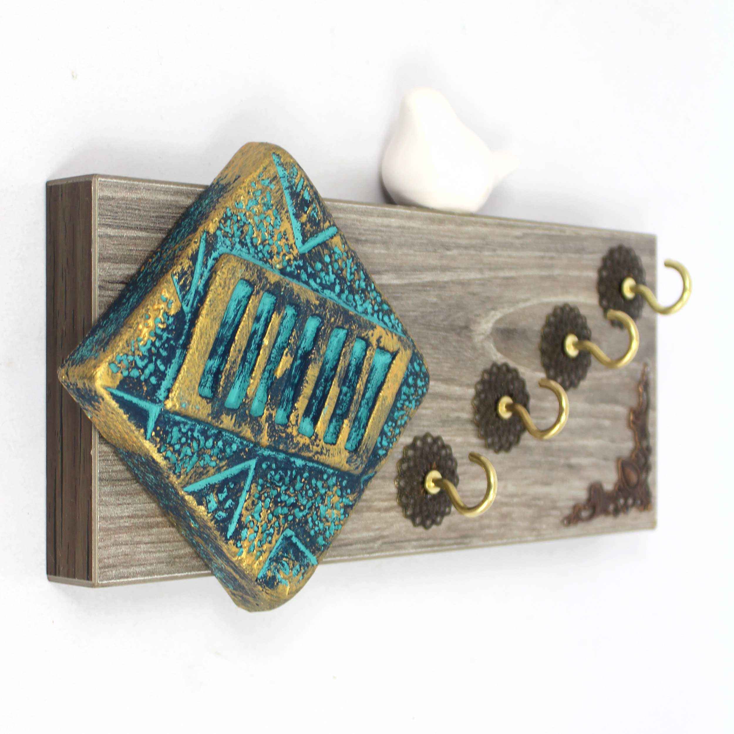 Decoratieve & Handgemaakte Wand Sleutelhouder met Traditionele Tegel Design