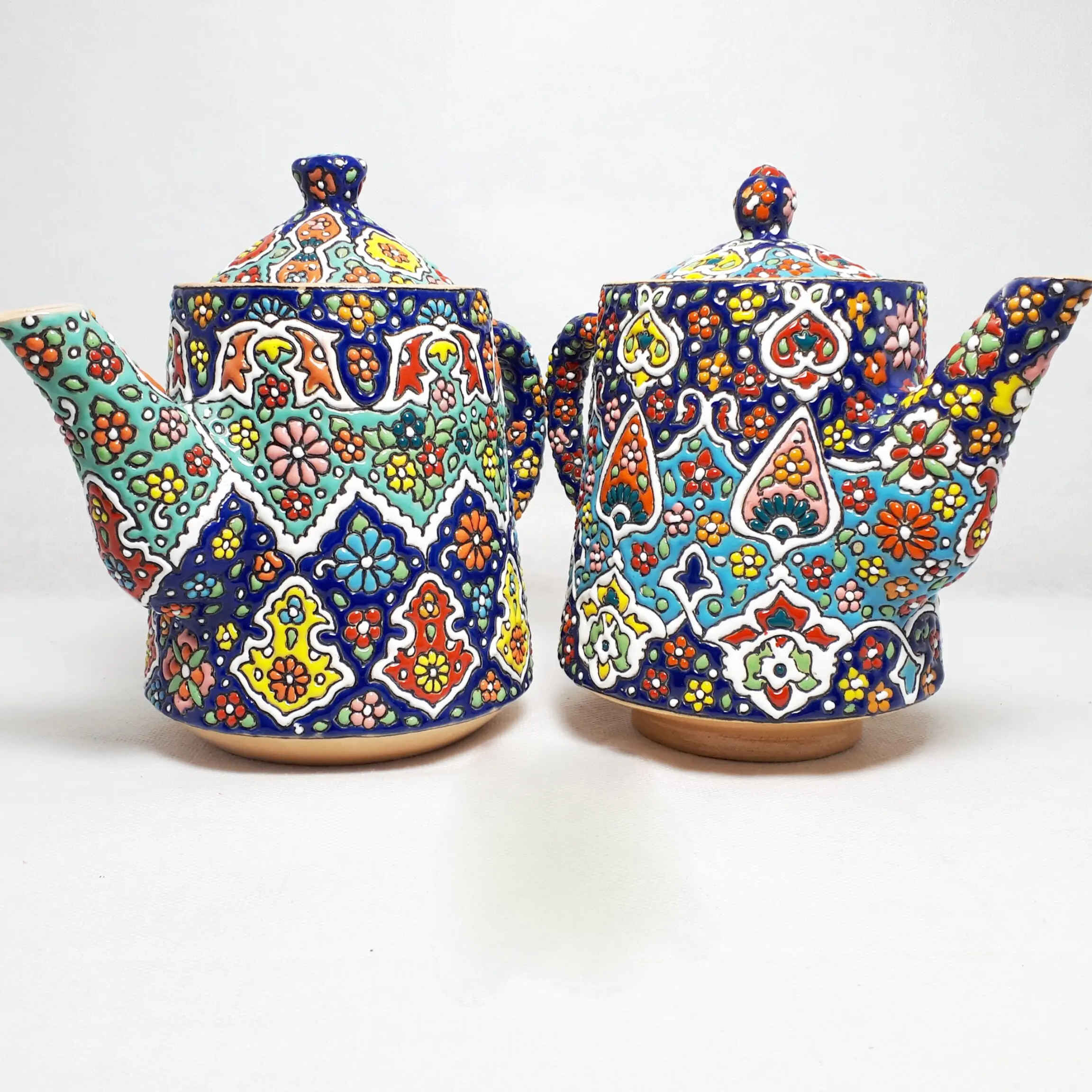Decoratieve Aardewerk Theepot met Blauw Minakari Emaille Design