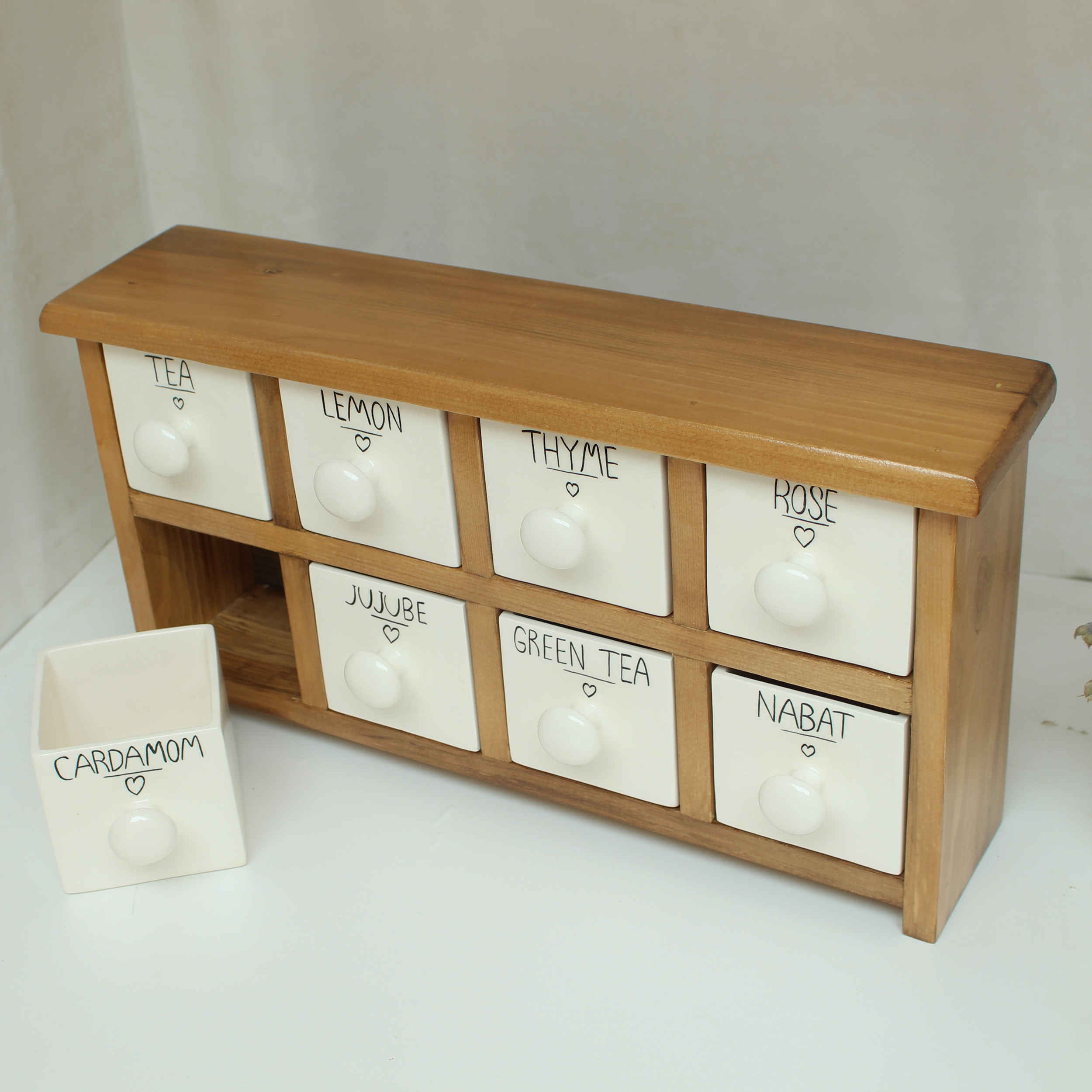 Handgemaakte Kast met 8 Keramische Laden en Houten Doos