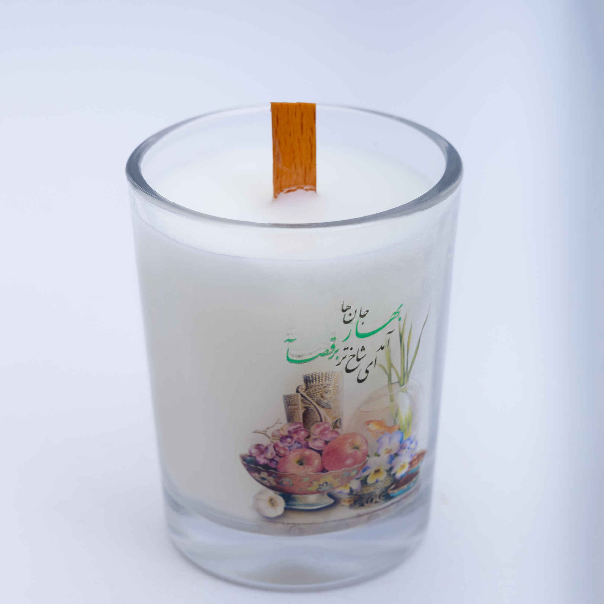 Geurkaars in Pot – Model Mina voor Haft-Sin Presentatie (2x)