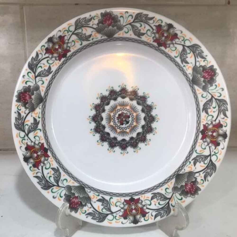 Witte Melamine Bordenset – Fijn Bloemontwerp