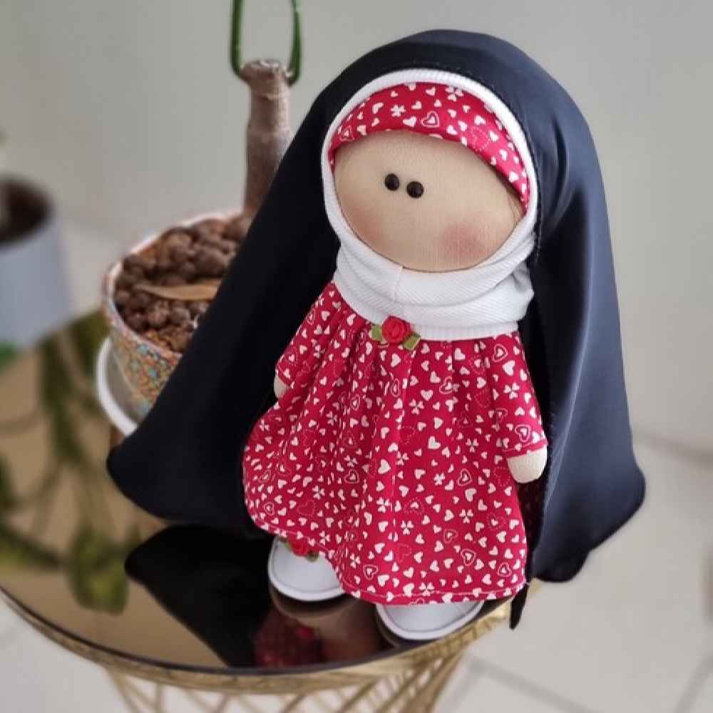 Aisha Hijab Pop met Chador – Islamitische Pop voor Kinderen