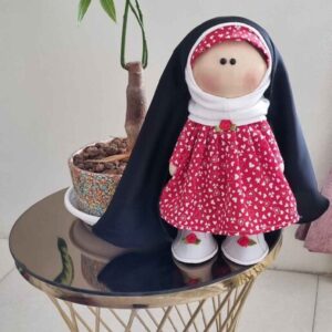 Aisha Hijab Pop met Chador – Islamitische Pop voor Kinderen