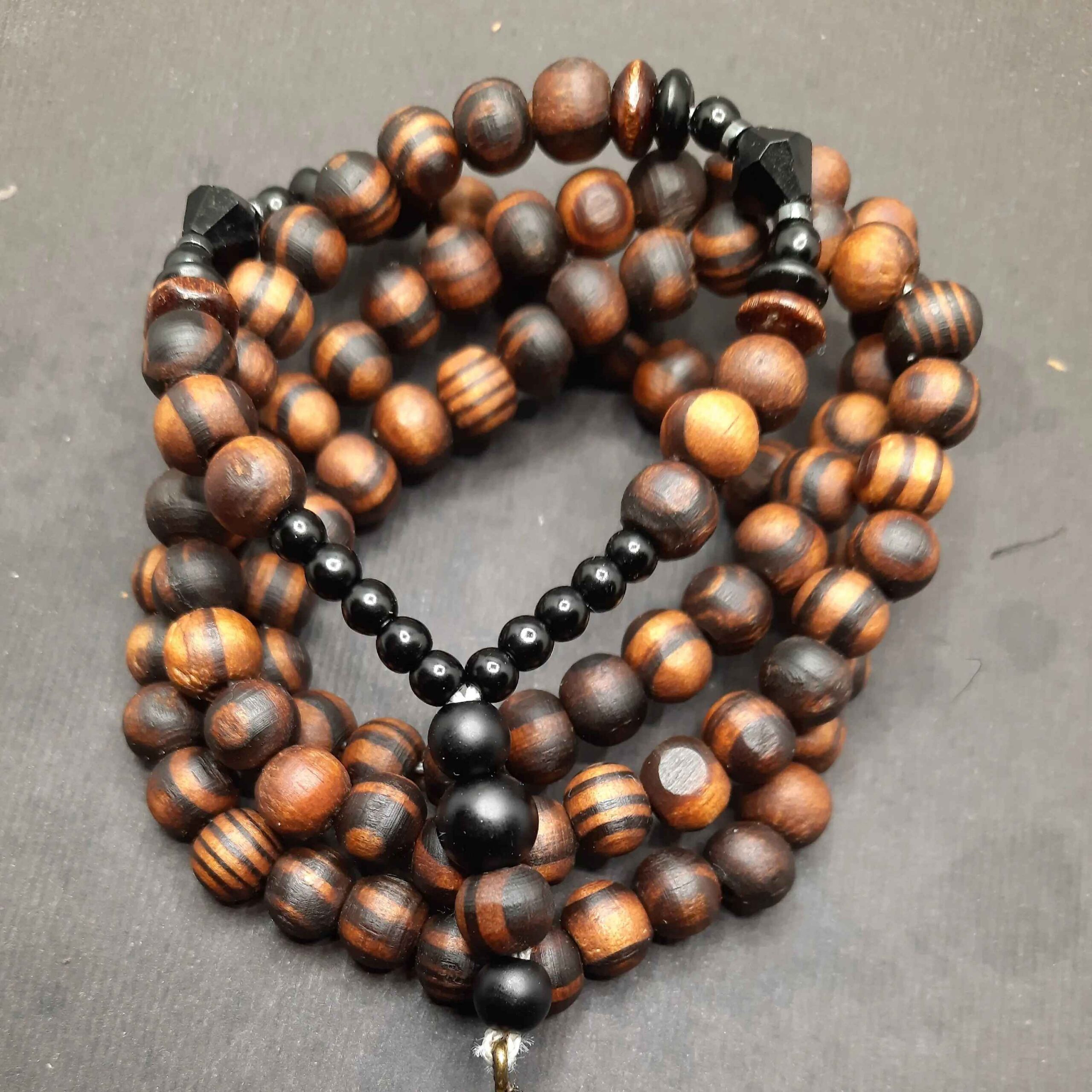 Islamitische Houten Ketting met Met Hand Gesneden Allah Hanger