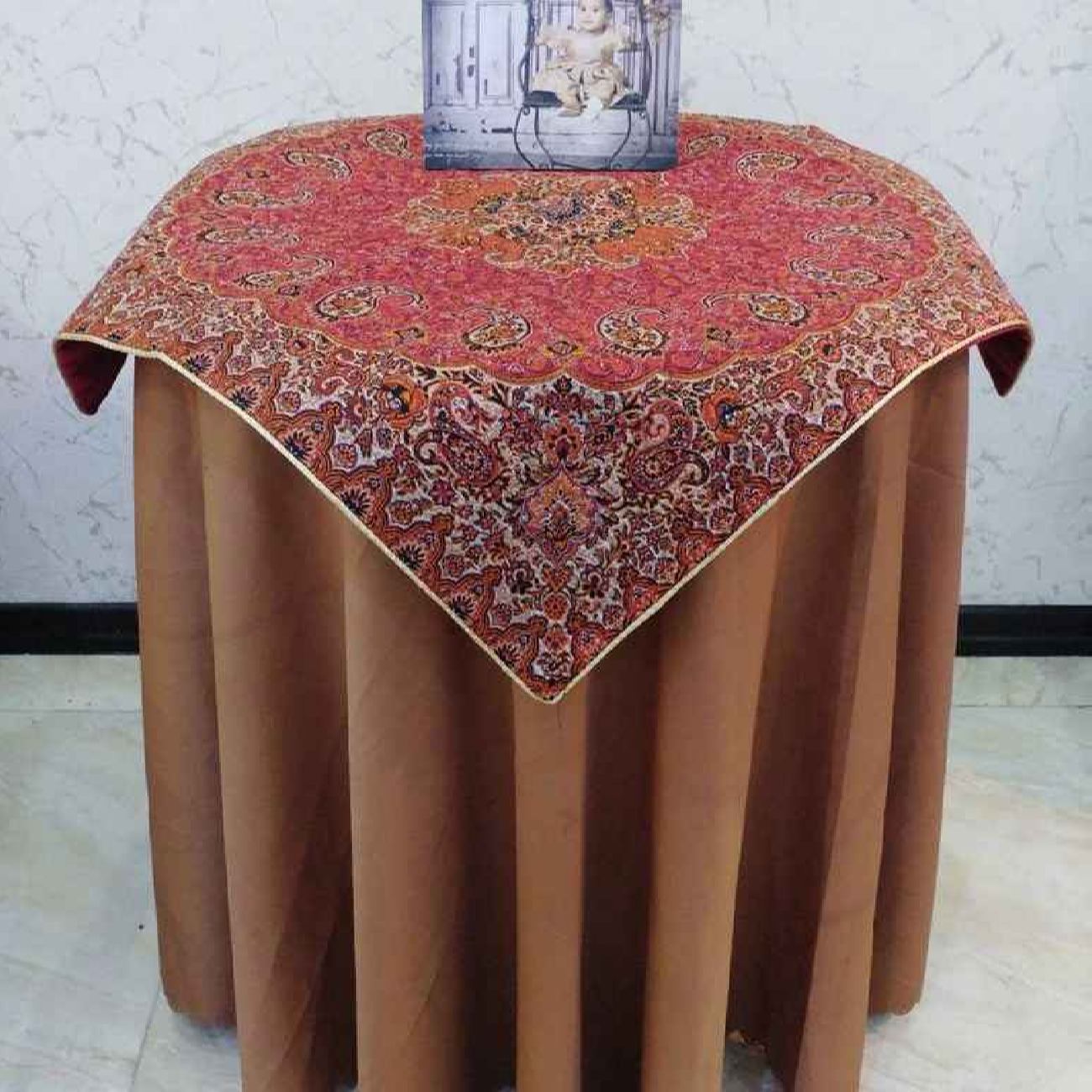 Termeh Tafelkleed Luxe met Perzisch Paisley Patroon Diamond