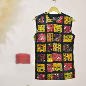 Dames Vest met Kleurrijk Perzisch Borduursel Detail