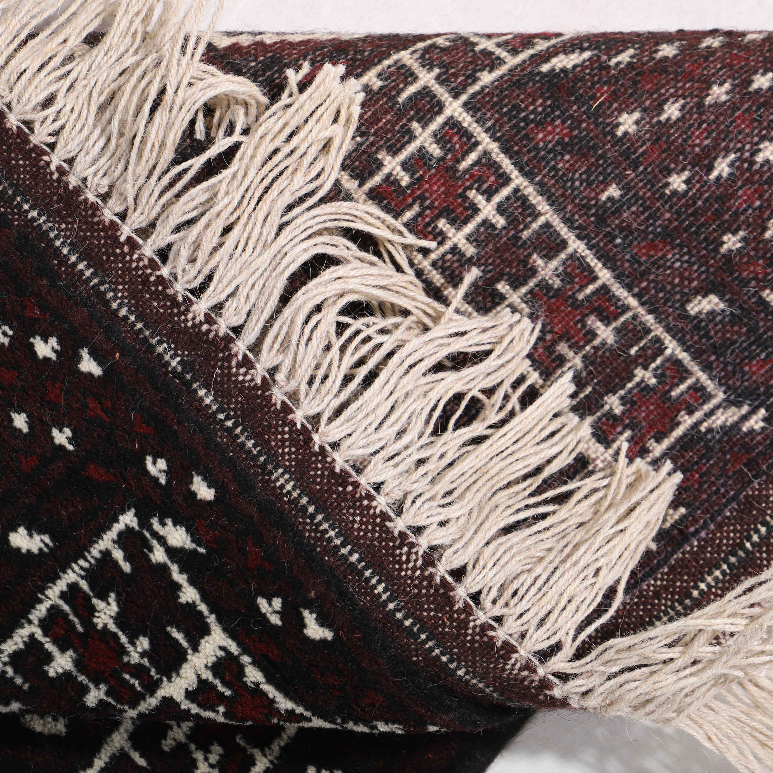 Handgeknoopt Perzisch Golestan Torkaman Tapijt (Bukhara Design) – Mahoniebruine Wol