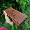 Houten geschenkdoos met Perzische kalligrafie