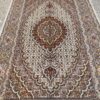 Handgeknoopt Perzisch Tabriz Riz Mahi Tapijt (Mahi Medaillon) - Crème Wol